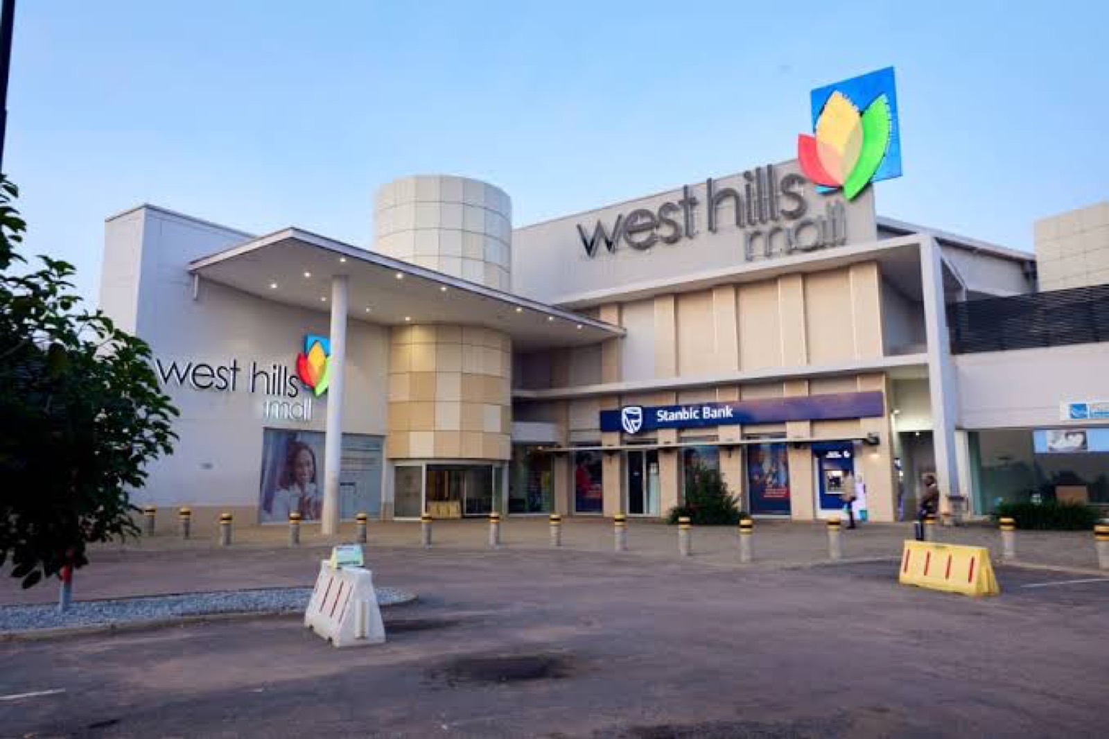 West Hills Mall
