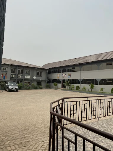 Joees Plaza Hotel
